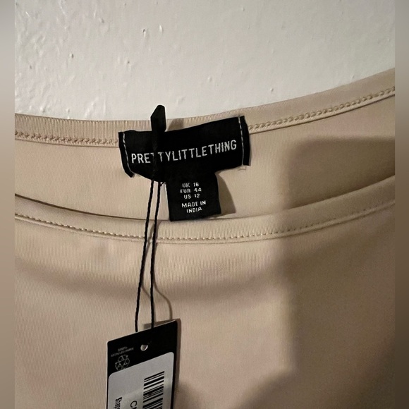 NWT PrettyLittleThing Shape Stone Slinky Ruched Side T-Shirt Size US 12 - Picture 3 of 6